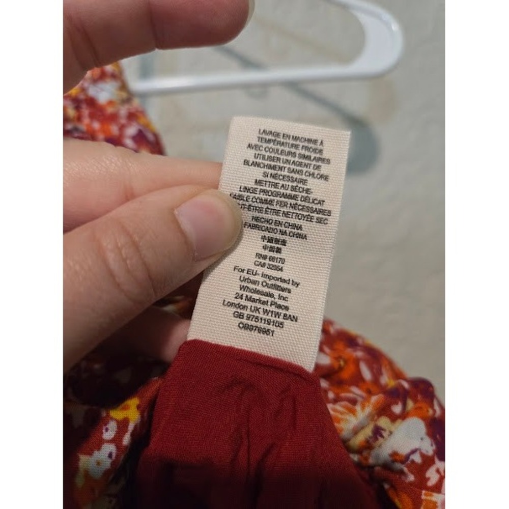 Free People Red Floral Bubble Hem Crop Top XS‎ Boho Strappy Tie Back - Picture 4 of 4